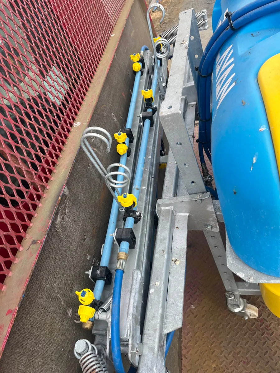 200Ltr Parlayan Sprayer - Image 4