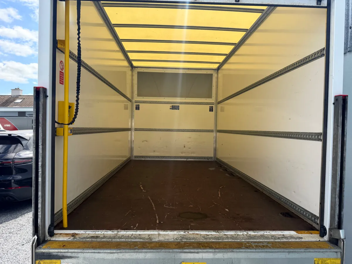 2024 FORD TRANSIT 2.0 TDCI LUTON BOX AND TAIL LIFT - Image 4