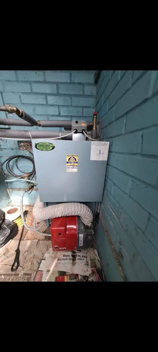 Oil boiler - Image 1