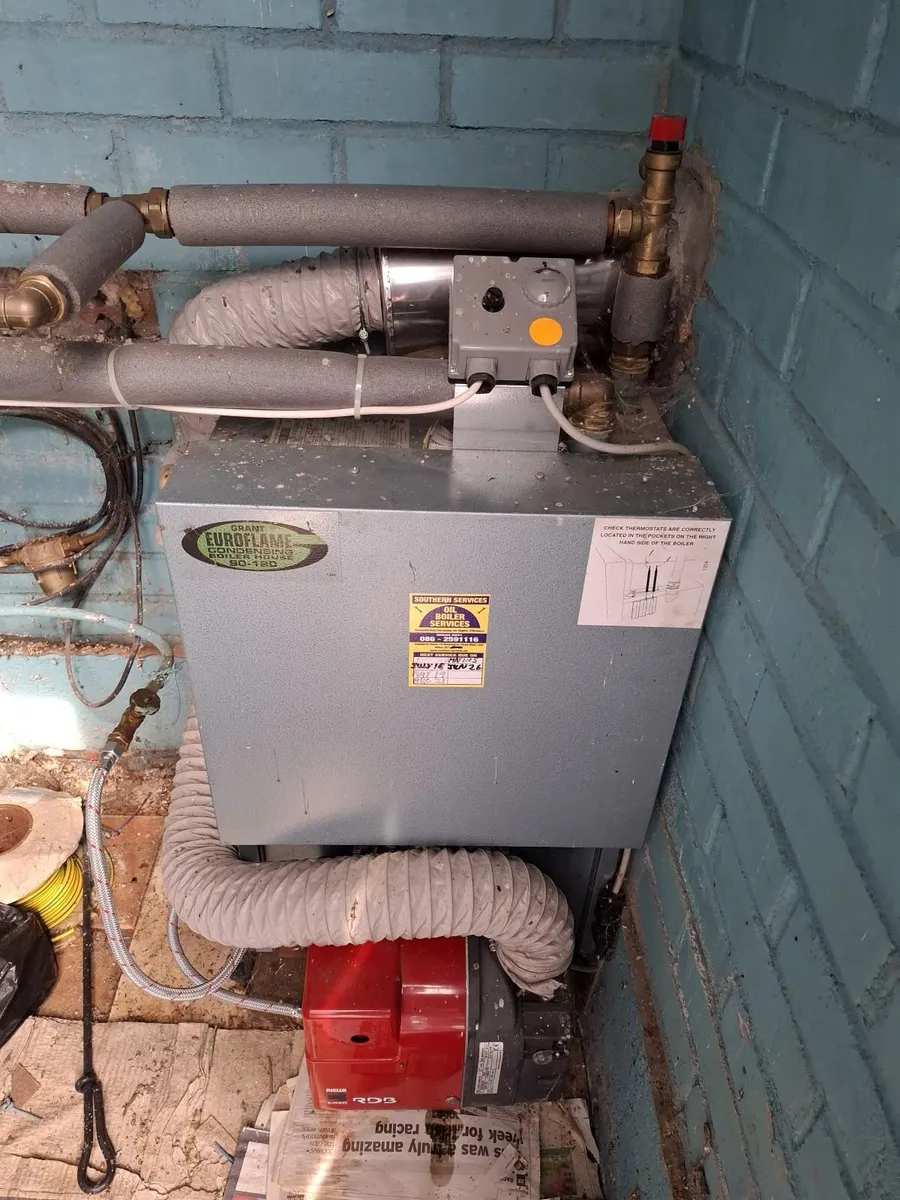 Oil boiler - Image 2