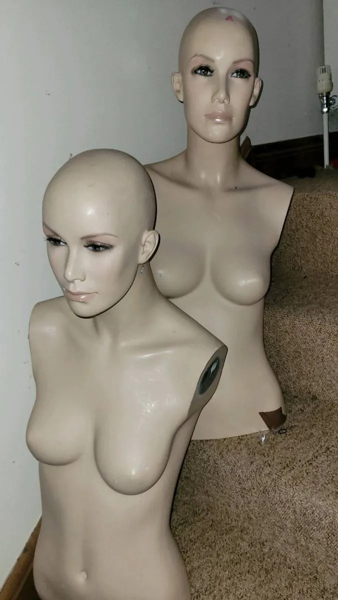 Realistic Female Mannequin Head with shoulder - Image 3