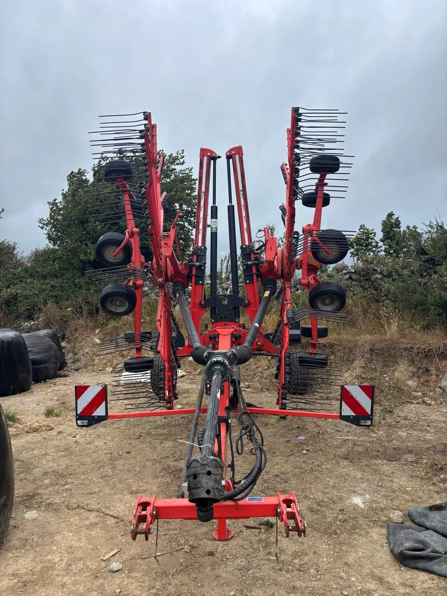 Kuhn 9531 rake - Image 1