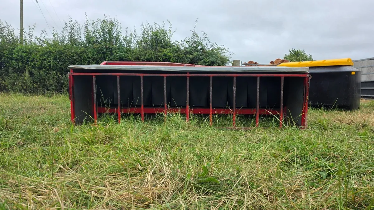 Fox Creep Feeder - 8ft x 5ft - Image 1