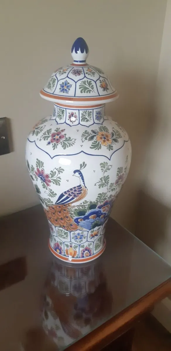 Vintage handpainted Delft ginger jar - Image 1