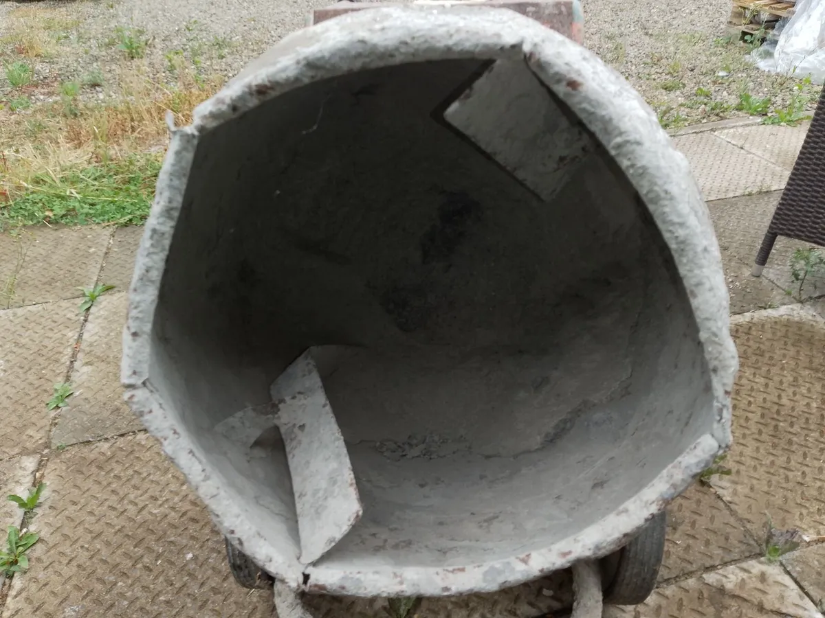 Cement mixer - Image 3