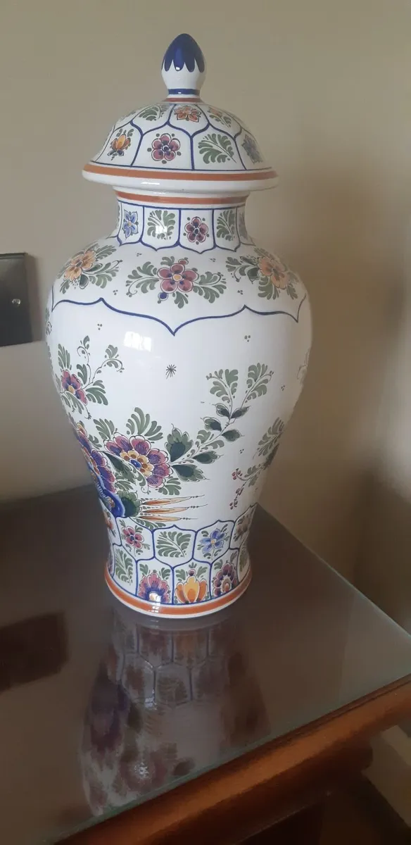 Vintage handpainted Delft ginger jar - Image 2