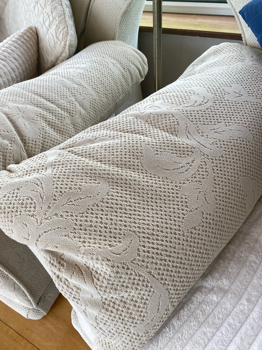 Three Piece Suite. - Image 3