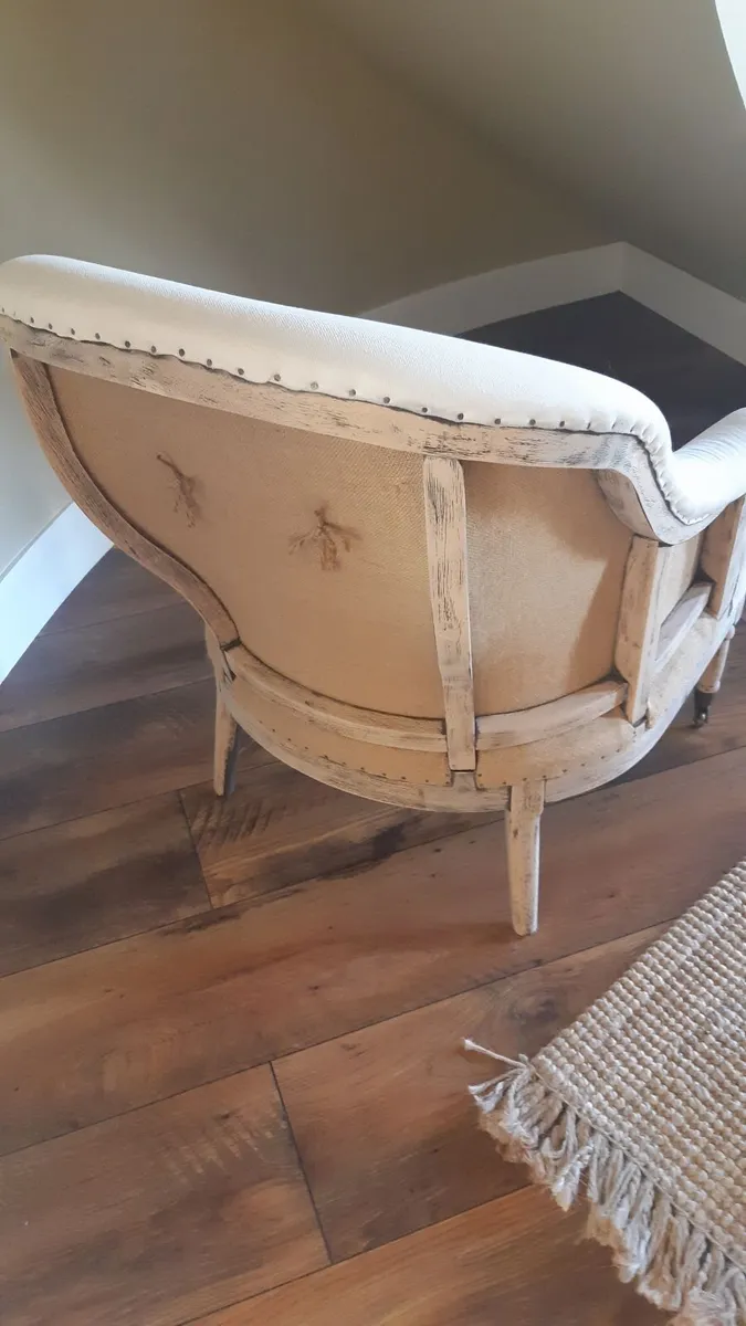 Pair of French country linen chairs - Image 3