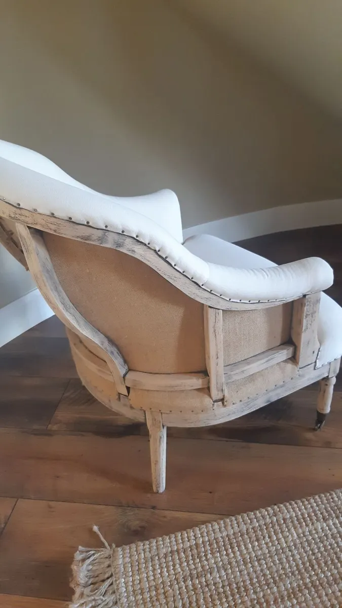 Pair of French country linen chairs - Image 4