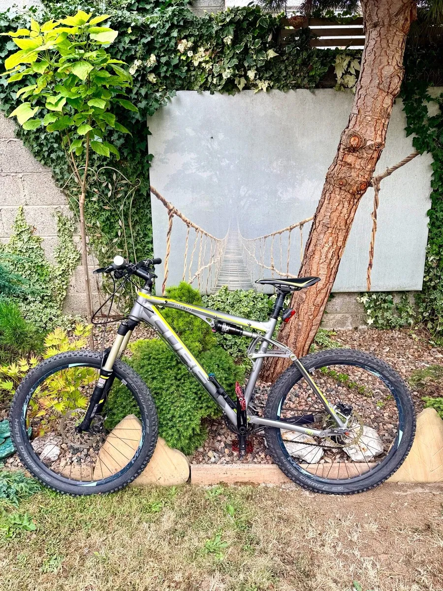 Bike Cube AMS 150 Pro 20” - Excellent Condition - Image 1