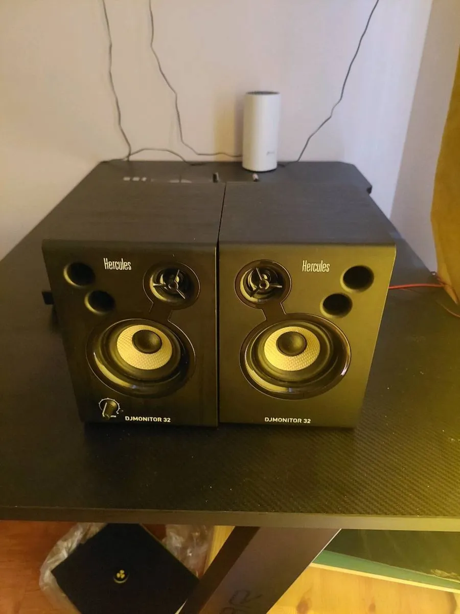 Numark Dj controller - Image 3