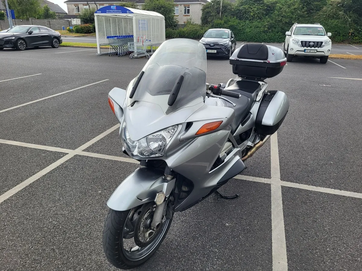 Honda ST 1300 Pan European - Image 3