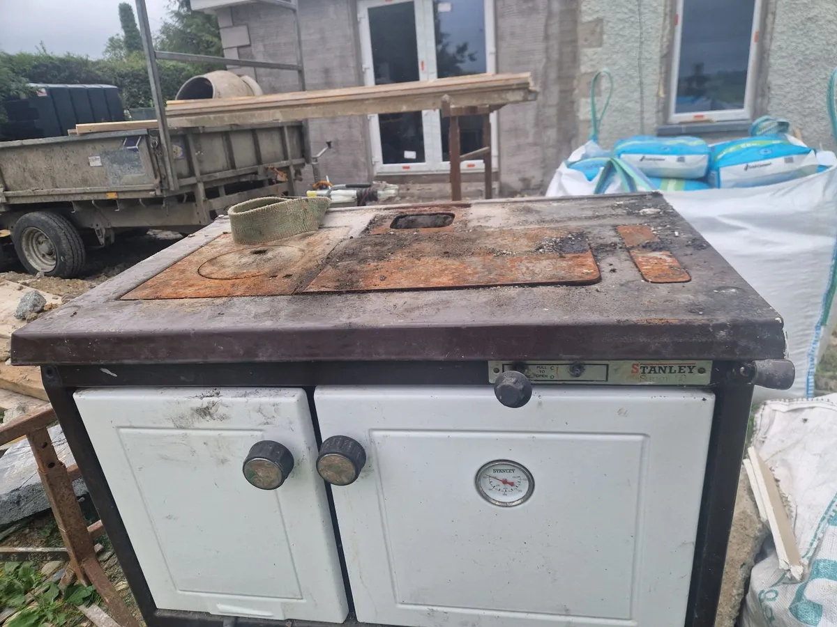 Solid fuel cooker - Image 2