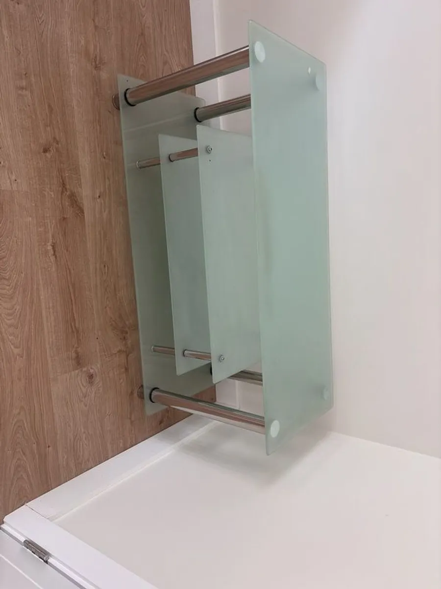 glass tv stand - Image 1