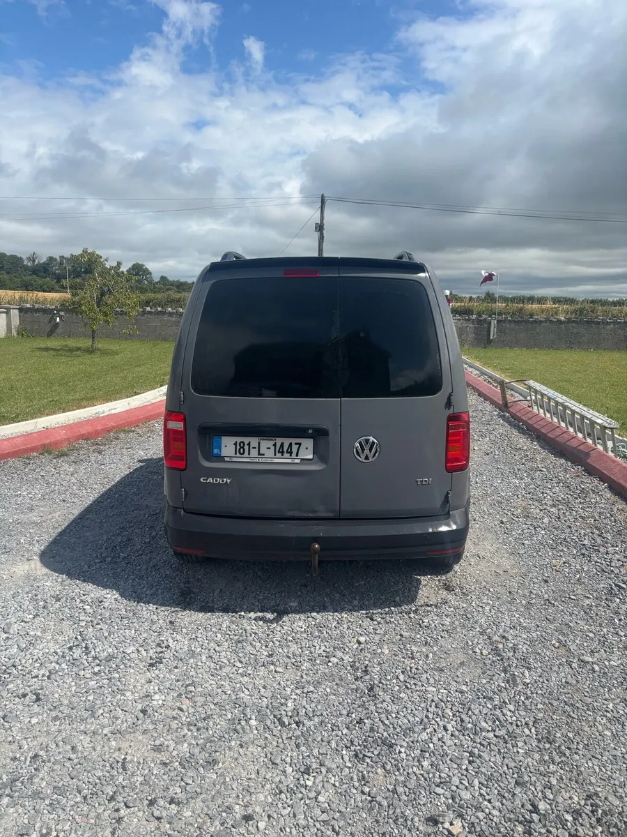 Volkswagen caddy - Image 2