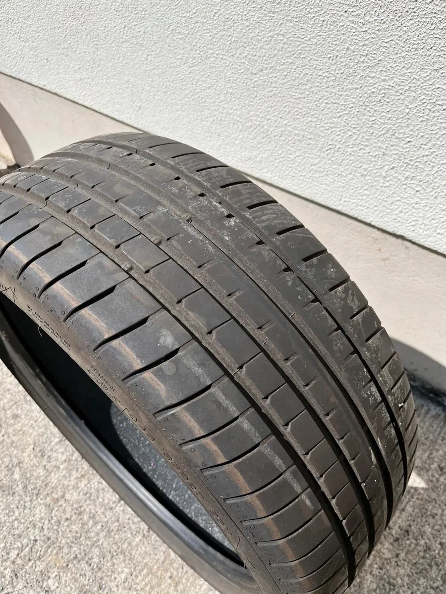 For Sale : 4 Goodyear Eagle F1 Runflat tyres - Image 2