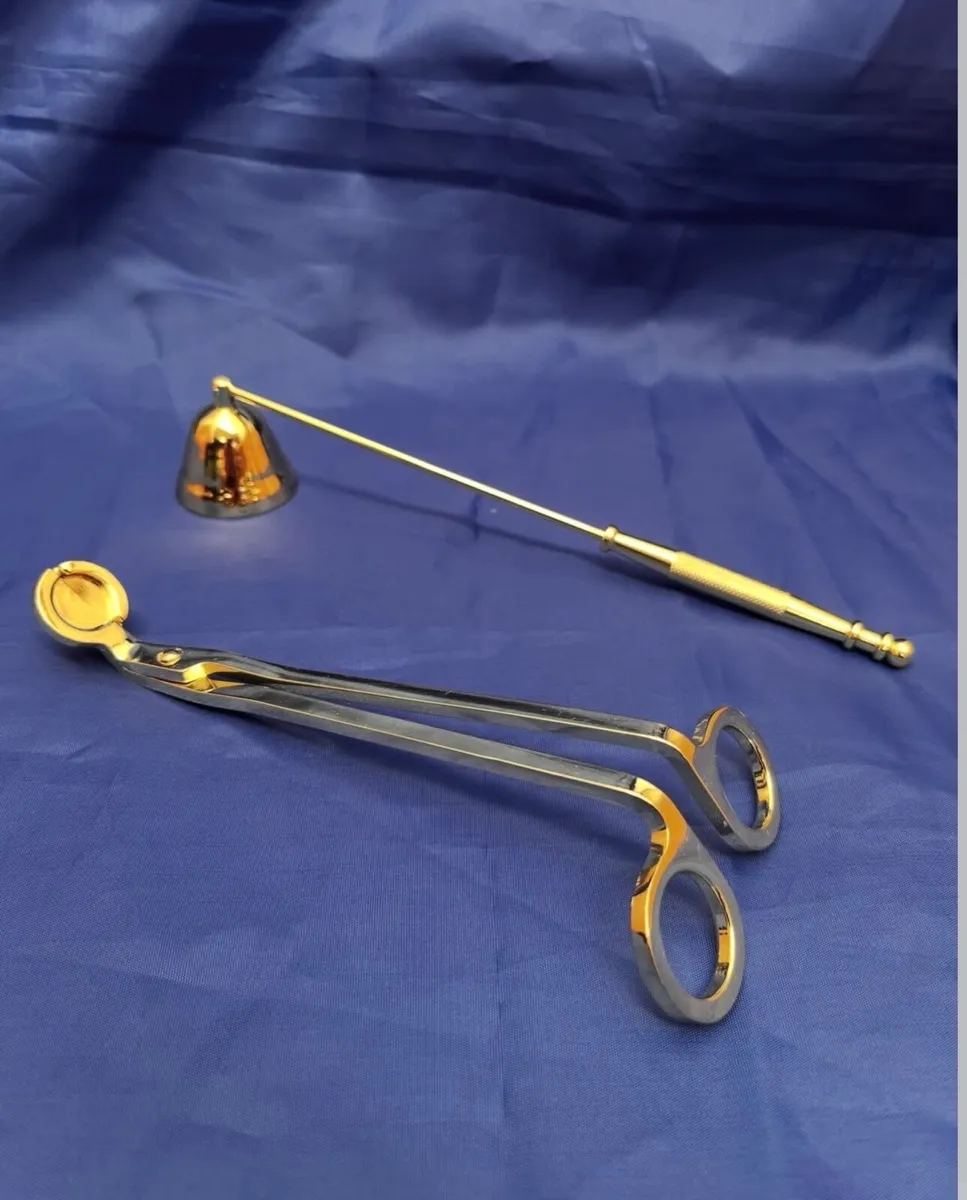 Candle snuffer