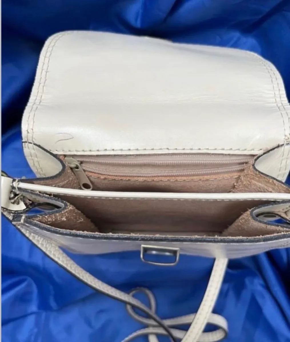 Cream leather bag - Image 4