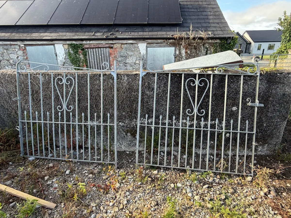 Handmade solid steel galvanised gates - Image 1