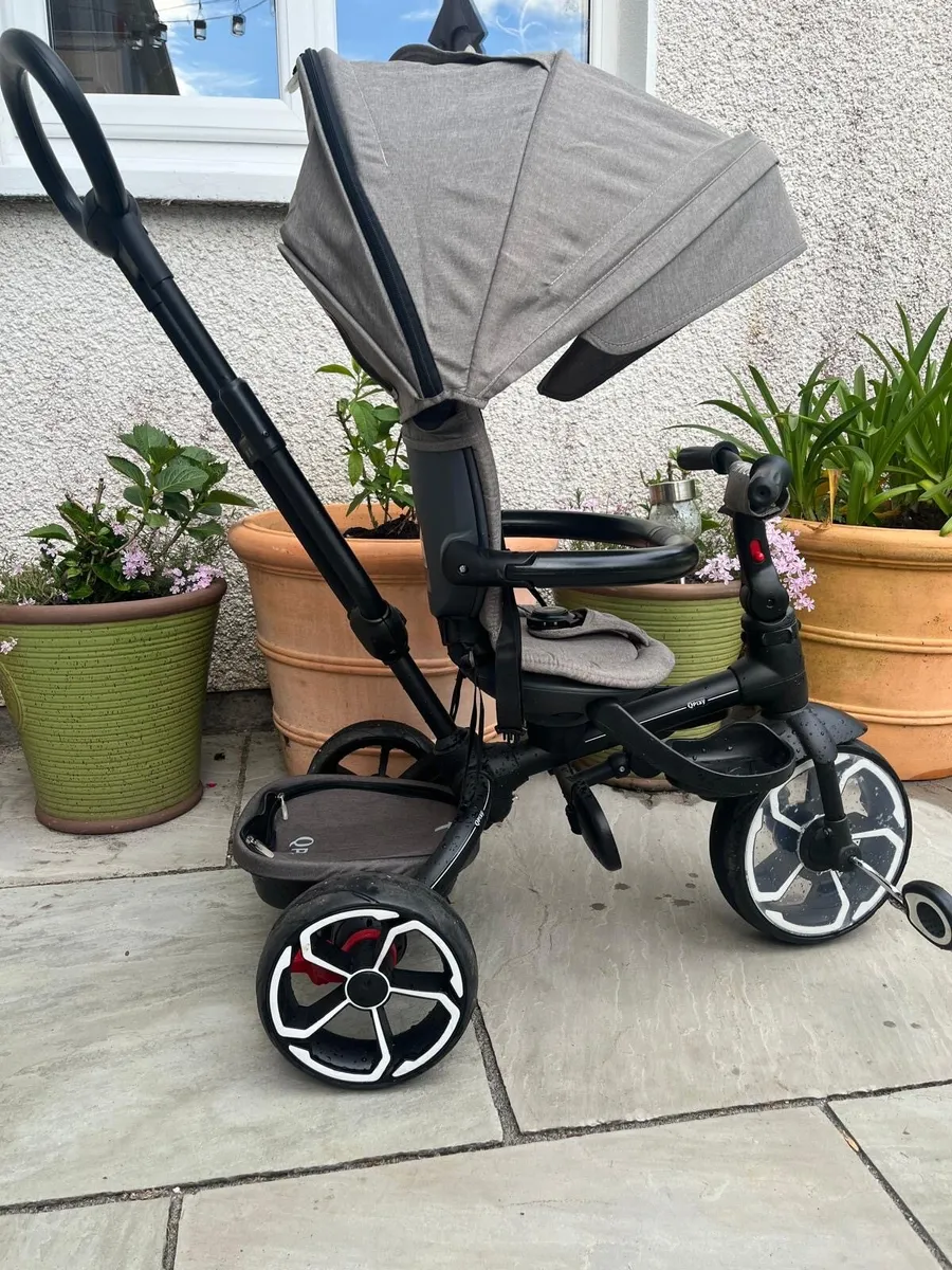QPlay Premium 6-in-1 Trike Black - Image 3