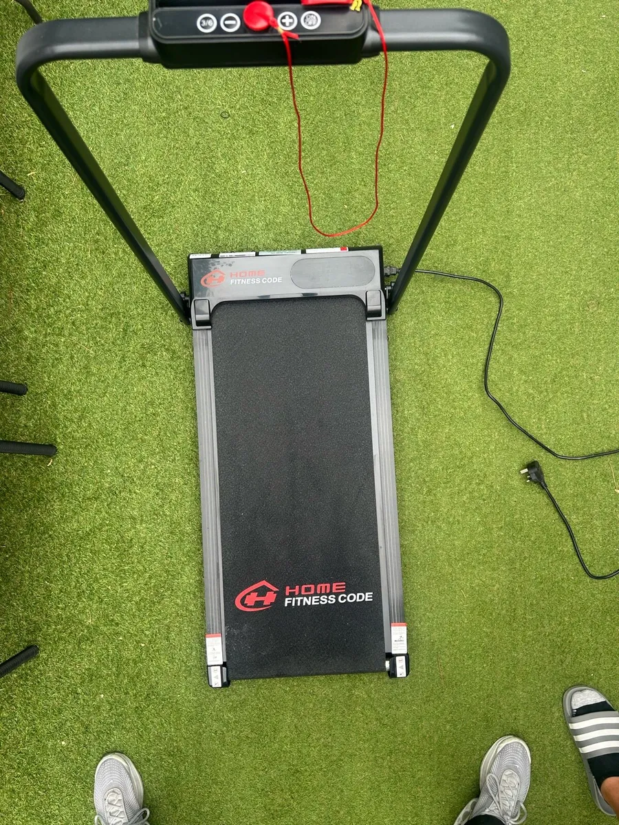 Small treadmill - Image 4