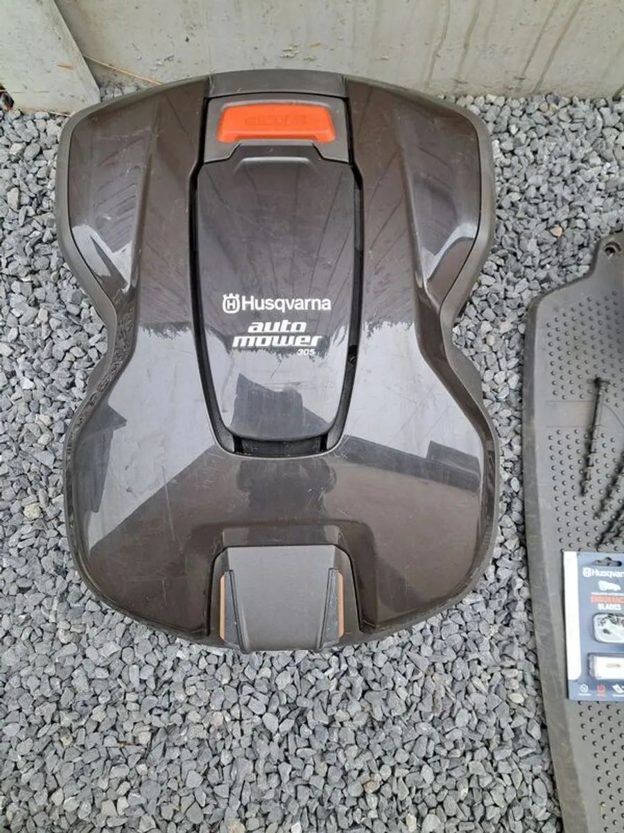 Husqvarna Automower 305 - Image 3