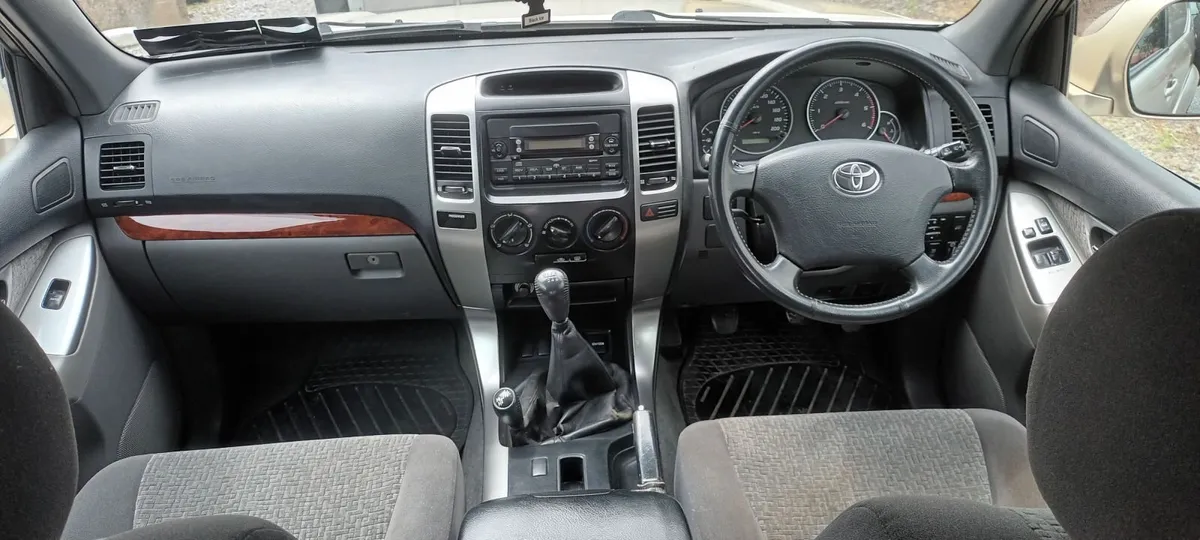Landcruiser Low kms ! - Image 4