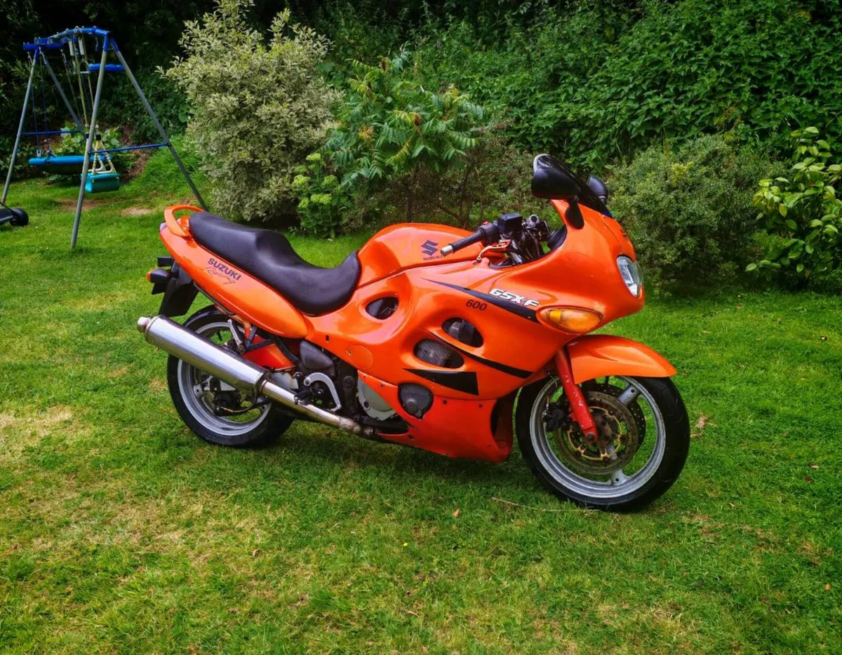 Suzuki Gsxf 600 1999 - Image 1