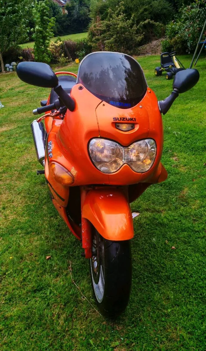 Suzuki Gsxf 600 1999 - Image 3