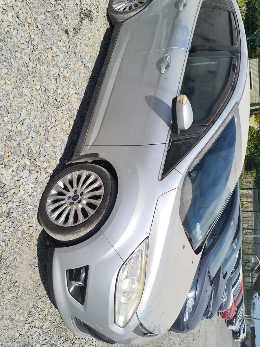 Ford C-Max Titanium 2012 - Image 2