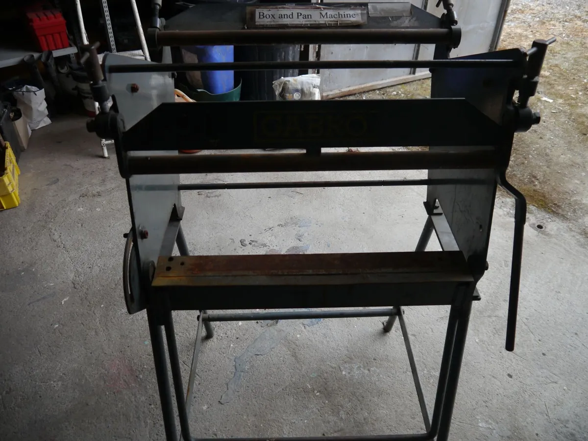 Gabro Metal Folder- 2 ft - Image 2