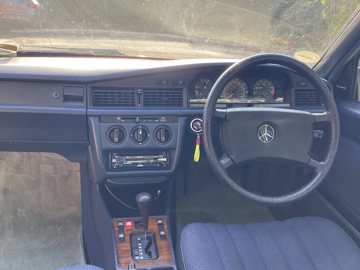 Original genuine low mileage Mercedes 190E - Image 3