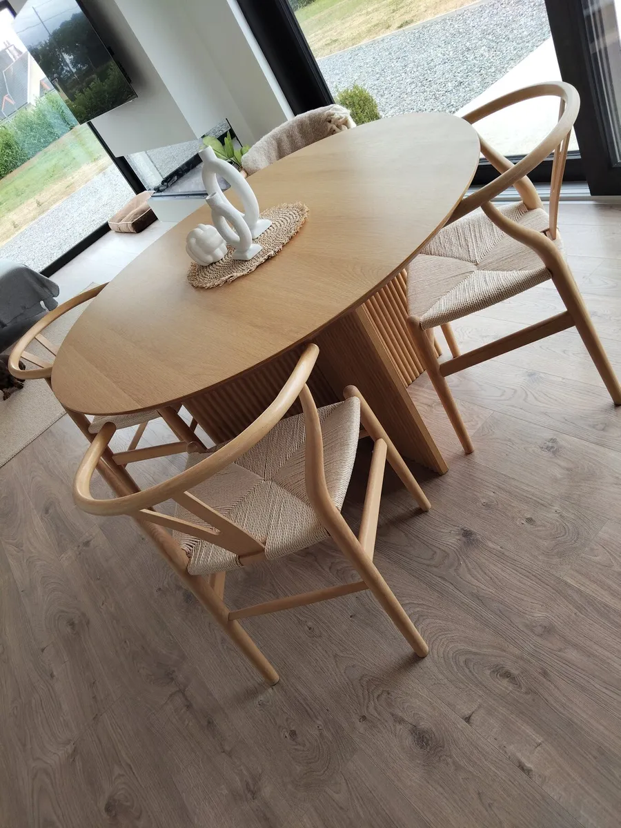 Table - Image 1