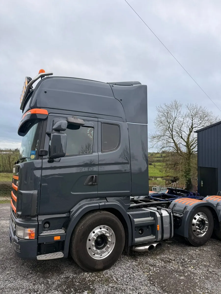 Trucks - Image 3