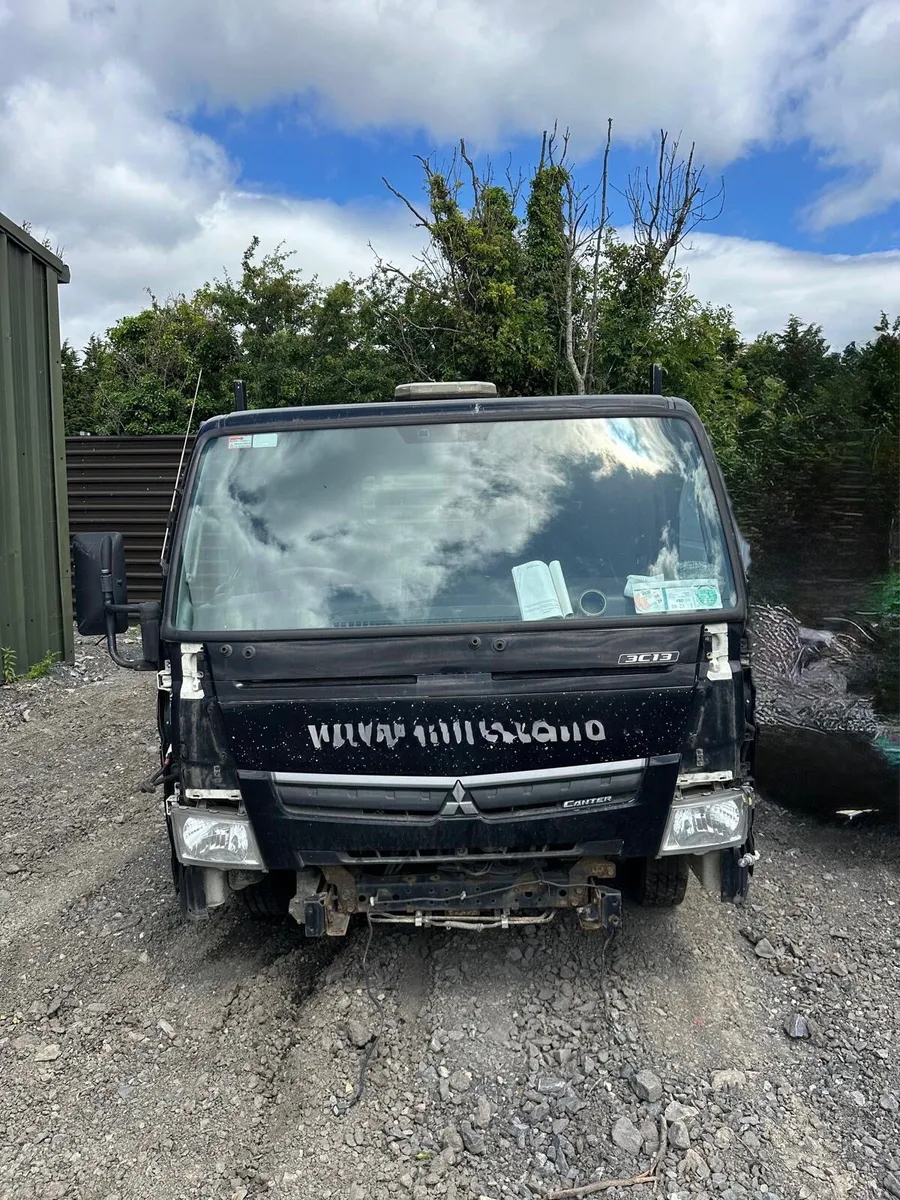 Mitsubishi Canter 2019 - Image 2