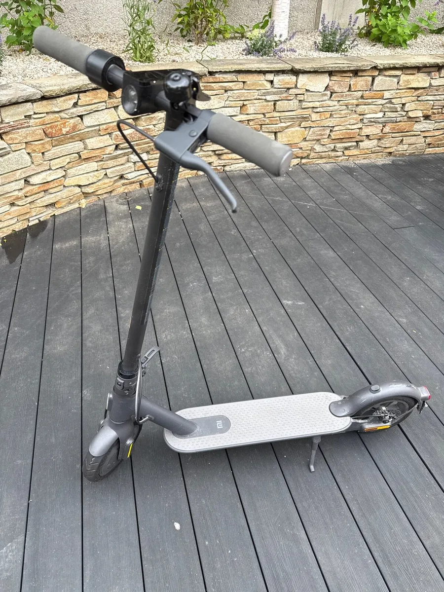 Electric scooters - Image 2