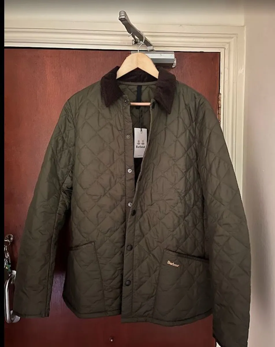 New Barbour Quilted Slim Fit Jacket Khaki (XL) - Image 1
