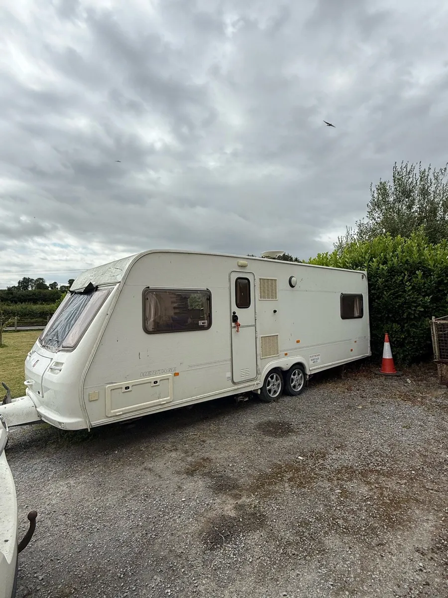 Fleetwood Heritage 600 7 Berth Caravan - Image 2