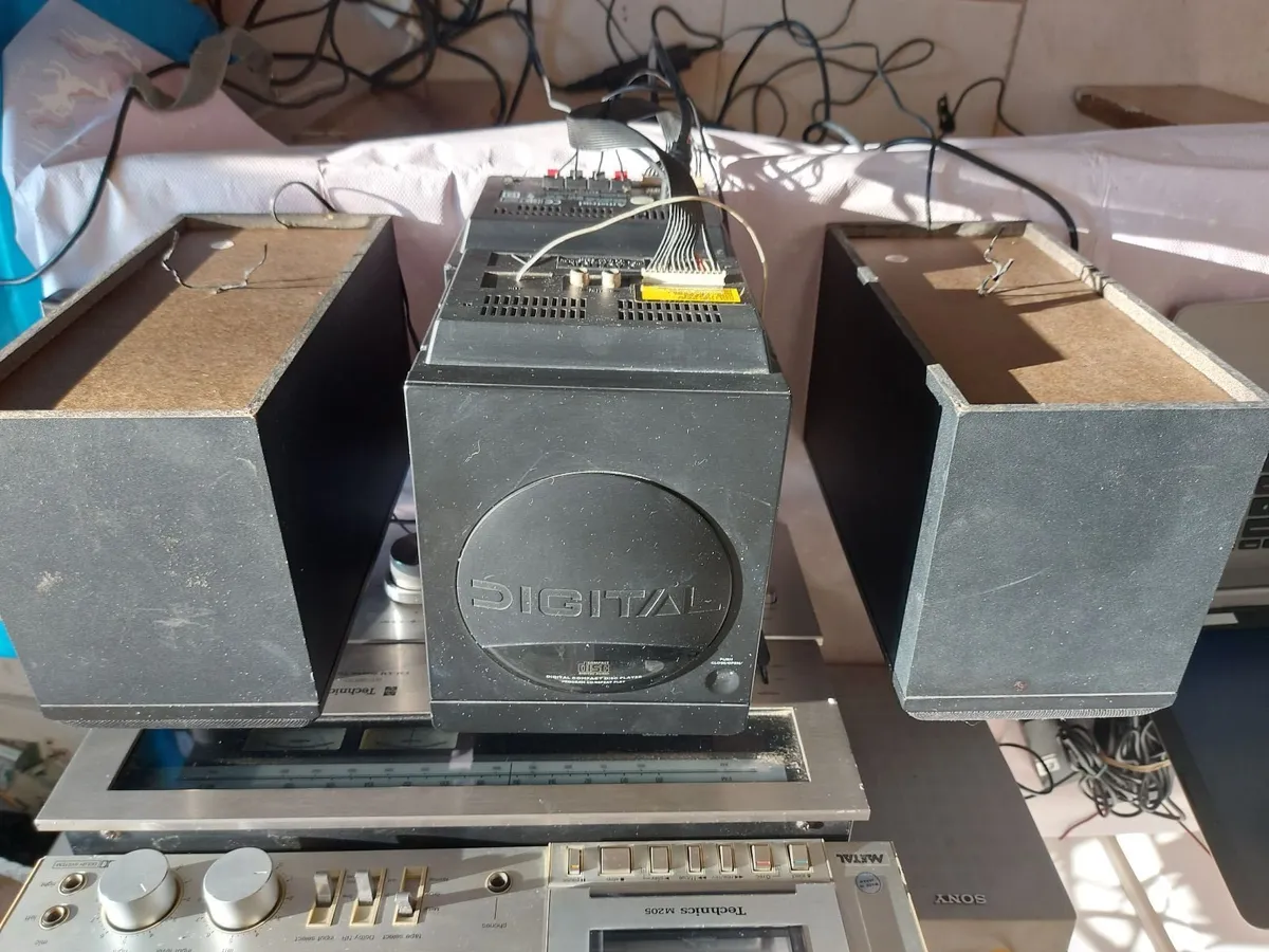 Amstrad Digital Mini Stereo HiFi Music System - Image 4