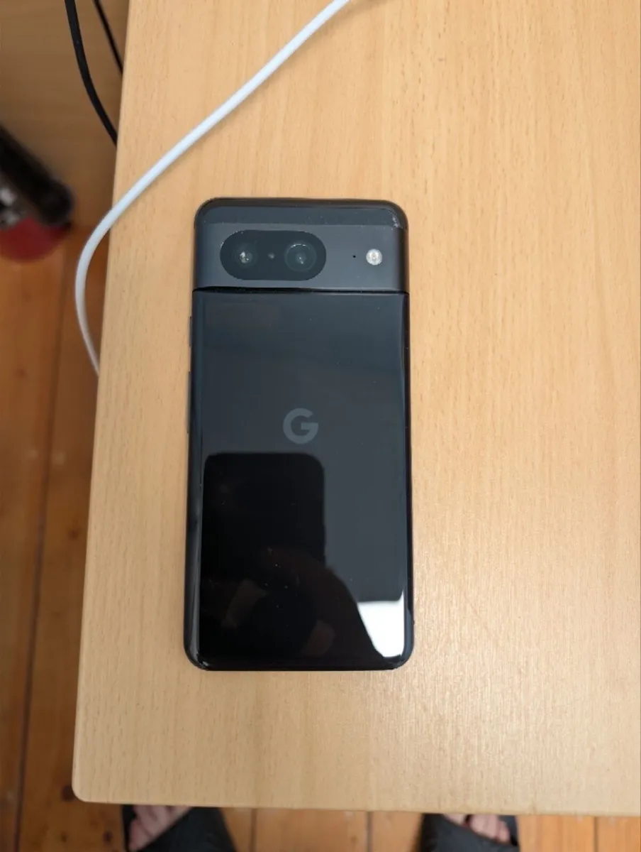 Pixel 8 - Image 2