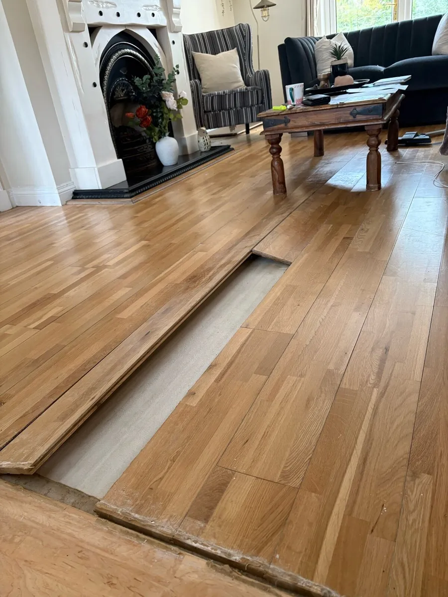 Solid wooden floor - Image 2