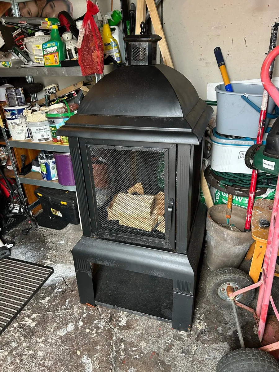 Outdoor log burner stove - Image 1