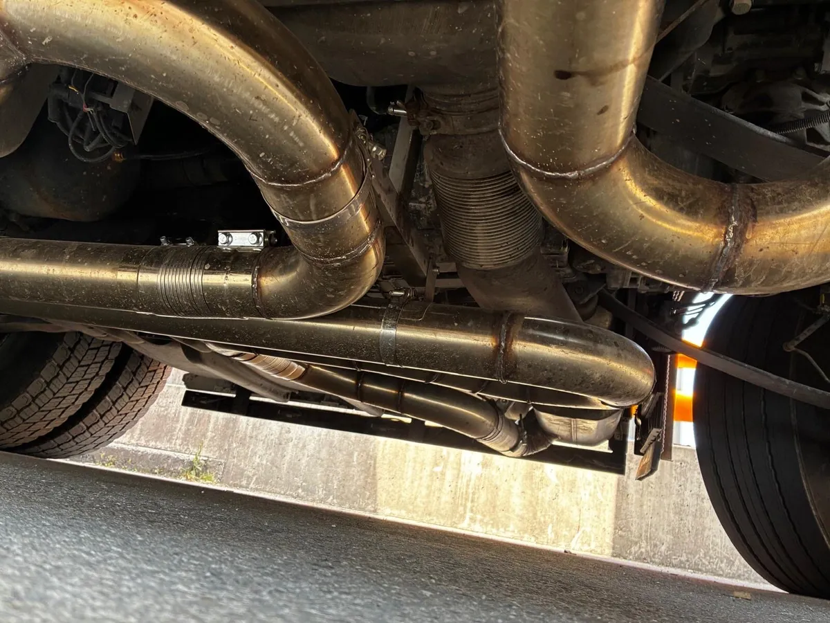 Scania S650 Side Pipe - Image 2