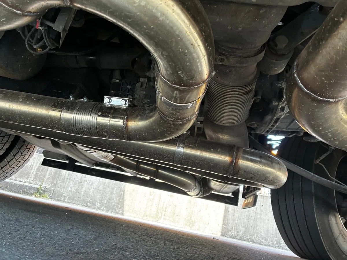 Scania S650 Side Pipe - Image 3