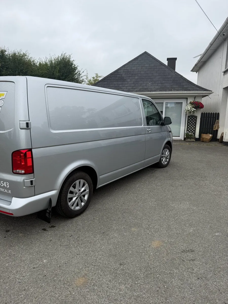 Volkswagen transporter - Image 2