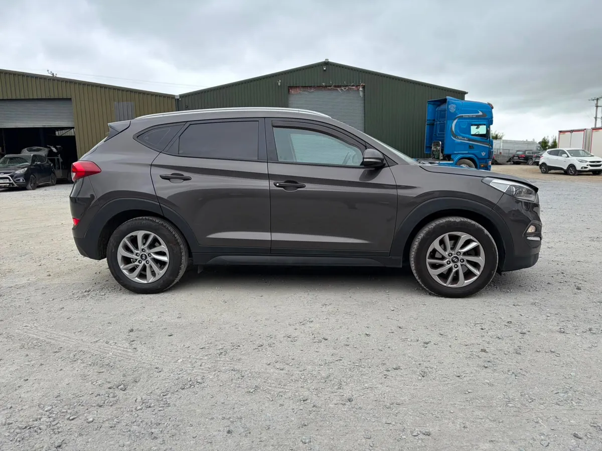2016 Hyundai Tucson 1.7 diesel - Image 3