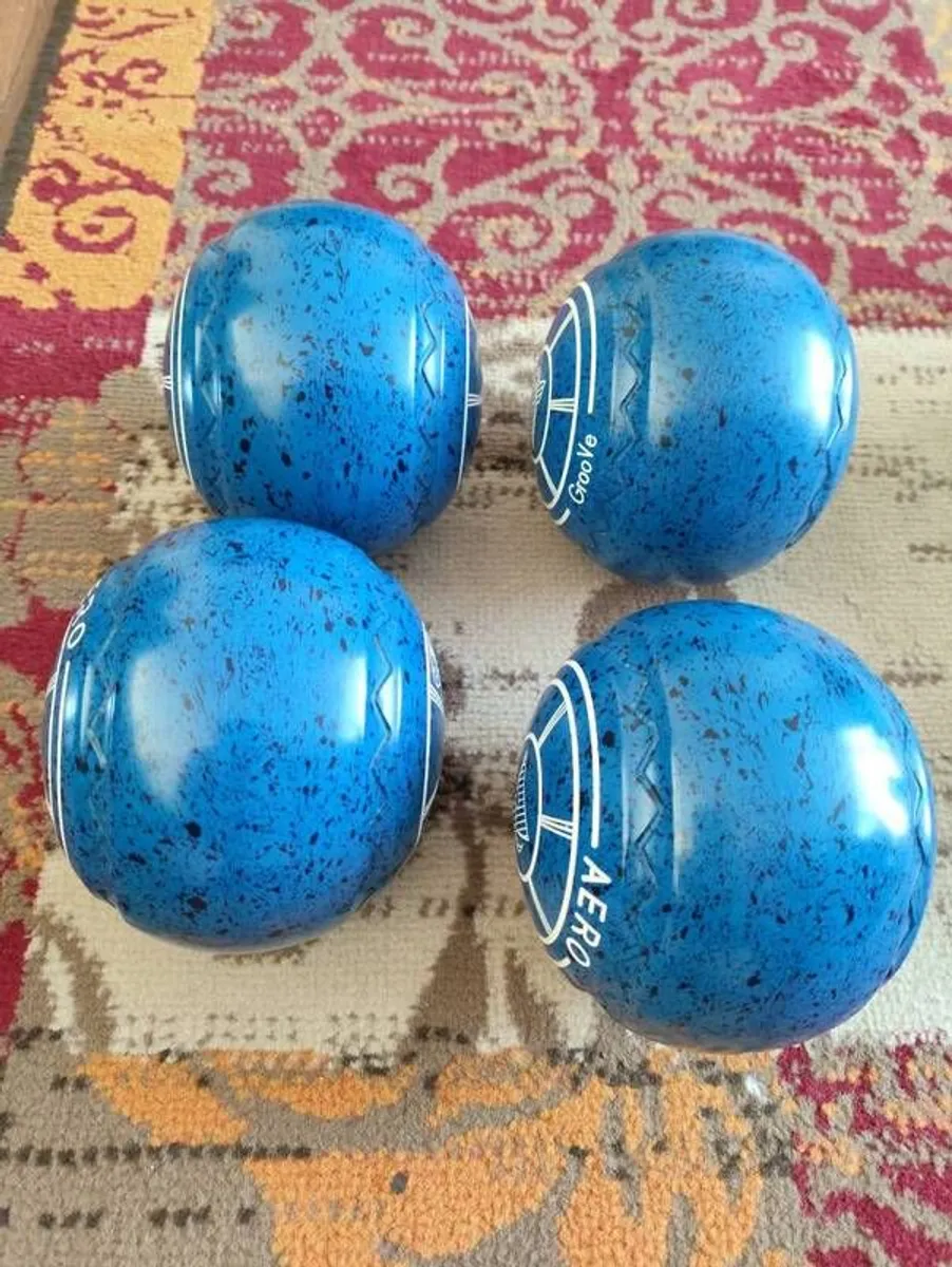 Aero Groove Lawn Bowls - Image 1