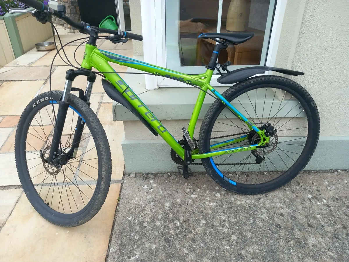 Bike and cycle shoes and bike rack - Image 1