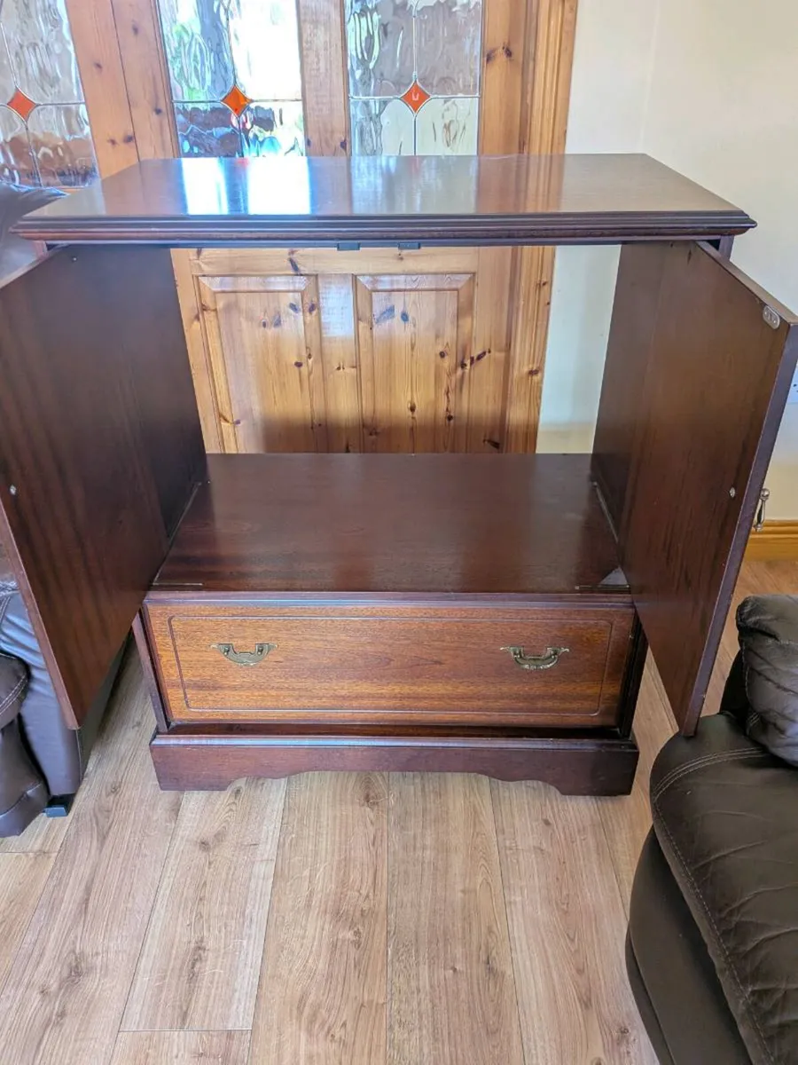 TV Cabinet - Image 1