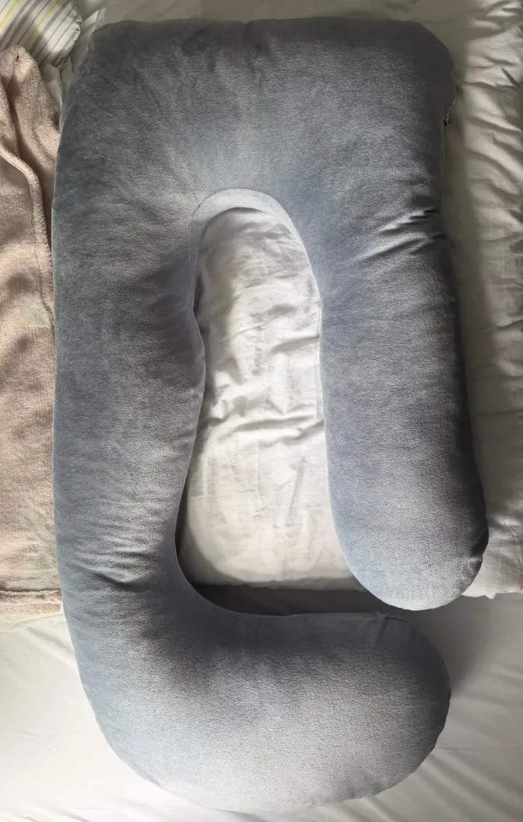 Pregnancy Pillow